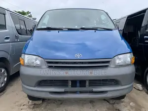Toyota HiAce 2006 Blue