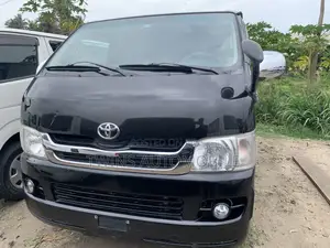 Toyota HiAce 2013 Black
