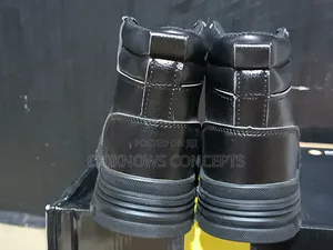 Guyisa Ankle Safety Boot