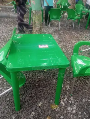 High Quality Plastics Table