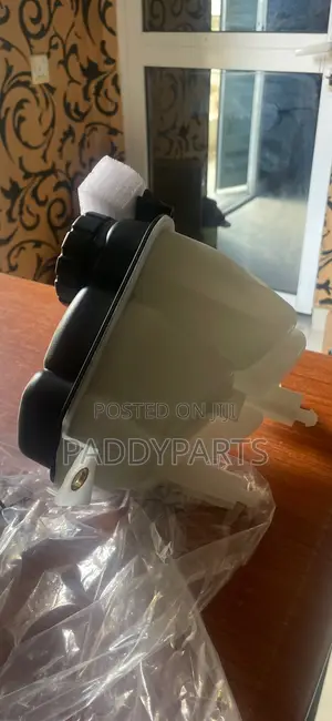 GLE350 Coolant Reservoir Recovery Tank