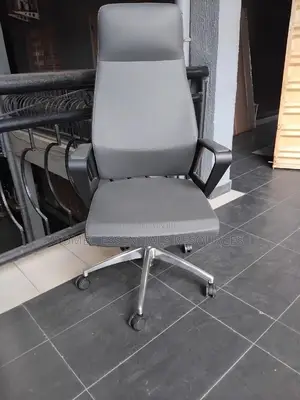Imported Quality Executive Swivel Office Chair