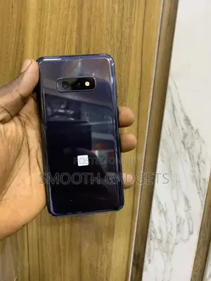 Samsung Galaxy S10e 128 GB Blue