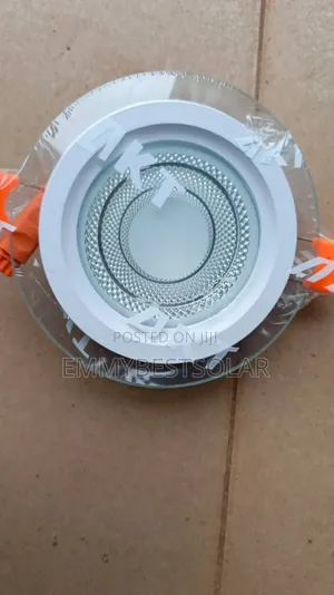 6w Akt B W Pop Light