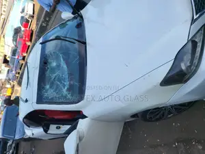 Lexus Is250 2010 Coupe Windscreen Glass Available