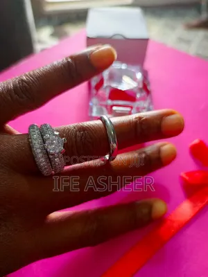 Zirconia Couples Set of Wedding Ring A04 - Gold