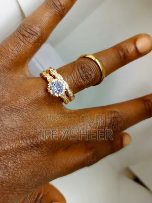 Zirconia Couples Set of Wedding Ring A07 - Gold