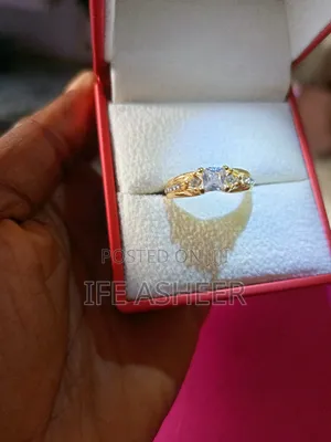 France Gold Ladies Proposal Ring A010 - Gold