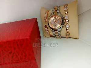Michael Kors Rose Gold Ladies Watch With Two Bracelets A12
