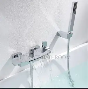 Chrome Fountain Wall Mounted Bath Mixer Tap For Bathtubs
