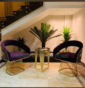 Ring Chair and Table Black and Gold