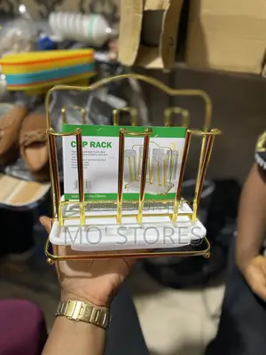 Beautiful Gold Cup Rack