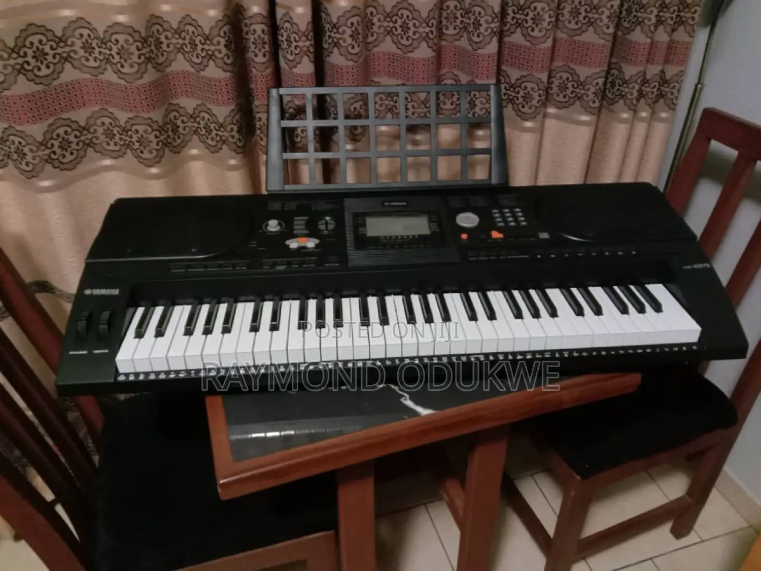 Yamaha PSR-E375 Touch Response Split/Transpose Keyboard