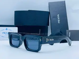 Original PRADA Black Tinted Sunglasses Is Avialable in Store