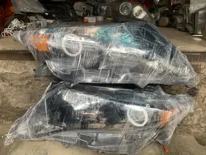 Headlamp Venza Yahoo Type 2010/2014