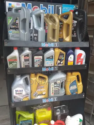 Honda and Acura Original Motor Oil/ Engine Flush