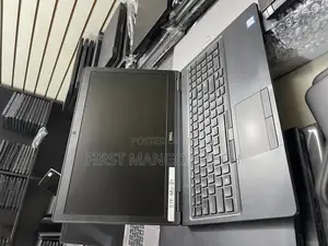 Laptop Dell Latitude 5580 8GB Intel Core i5 SSD 256GB