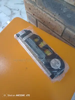Laser Level With Tape Measure Pro 4 (100cm) / Level Bubbles