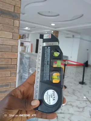 Laser Level Multipurpose Cross Line Laser 8 Feet Measure Tap