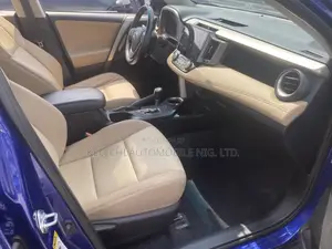 Toyota RAV4 2014 Blue
