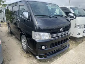 Toyota HiAce 2012 Black