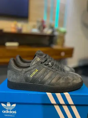 Original Adidas Gazelle Sneakers