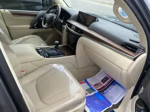 Lexus LX 570 AWD 2018 Gray