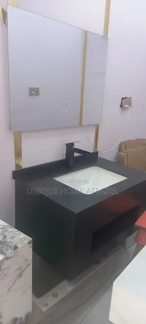 90cm Black Cabinet and Mirror