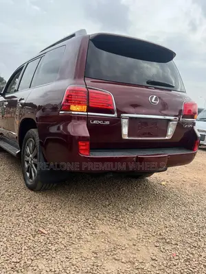 Lexus LX 570 2011 Red