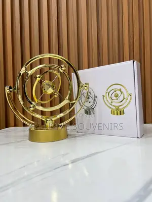 Orbital Perpetual Motion Swing Decor