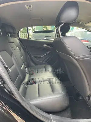 Mercedes-Benz GLA 250 2015 Black
