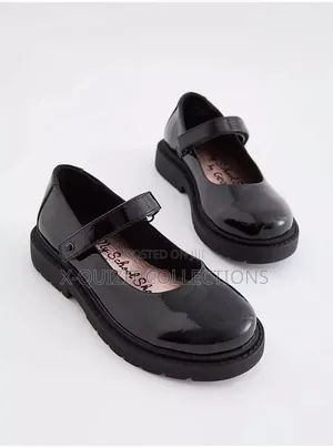 George Girls School Shoe (Size 29-38)