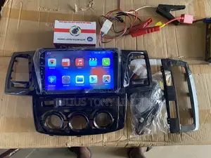 Toyota Hilux 2010-2015 Android Navigation System