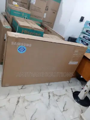 Best 65" AU7000 UHD Smart Tv-Samsung