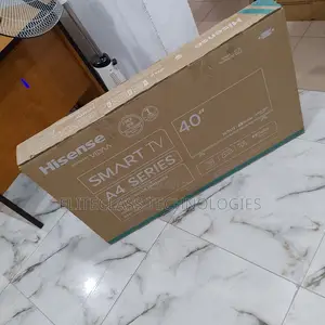 Portable 40'' Hisense Smart TV