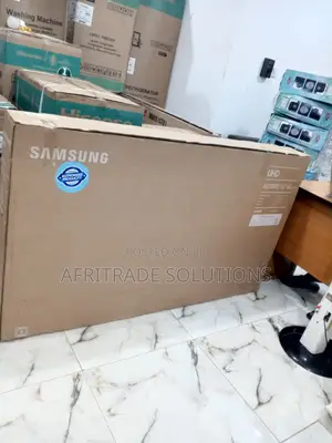 Bestselling 65" AU7000 UHD Smart Tv-Samsung