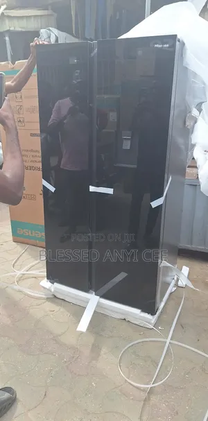 Original Hisense 529l Side by Side Fridge With Dispenser