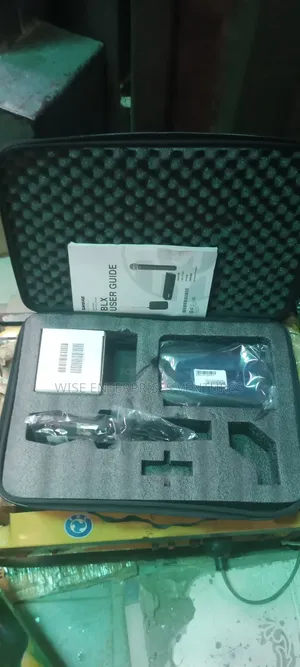 SHURE Blx14/CVL Microphones