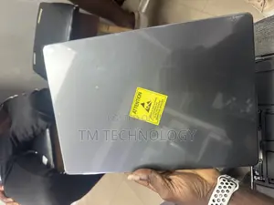 Macbook Pro 14inch M3 Chip Screen