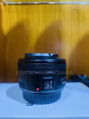 Canon Lens 50mm STM. F1.8