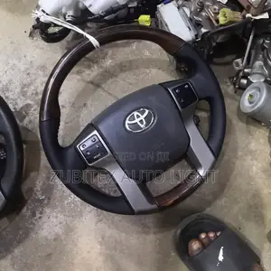 Complete Toyota Tacoma Steering Wheel 2012 /2015 Model