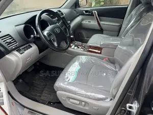Toyota Highlander 2012 Gray