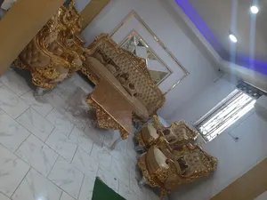 Quality Royal Sofa Chair by 7seater.