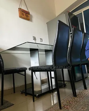 Beautiful 6 Seater Glass Dining Set