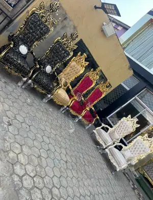 King and Queen Royal Sofa Chair Set