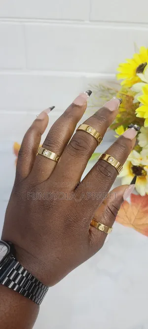 Quality Female Fashion Ring