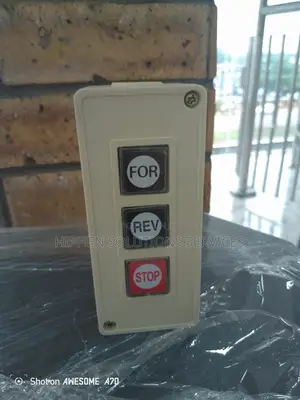 Push Button Switch Station Currently a Green 400V