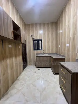 Furnished 2bdrm Block of Flats in Surulere for rent
