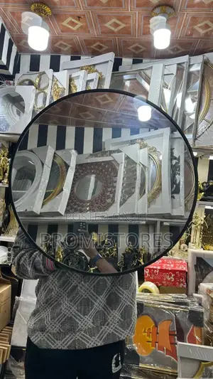 Wall Round Gold Frame Mirror 60cmx60cm.
