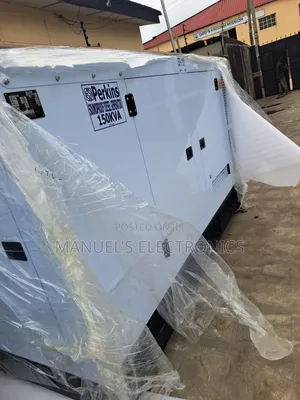 <><Sp150kva Perkins Diesel Soundproof Generator 100% Copper